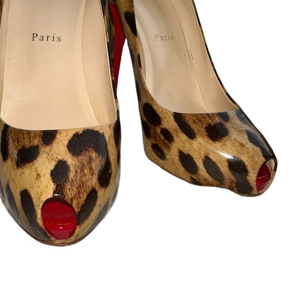 CHRISTIAN LOUBOUTIN Patent Leather Cheetah Print Peep Toe Platform Heels sz39.5 - Picture 2 of 11
